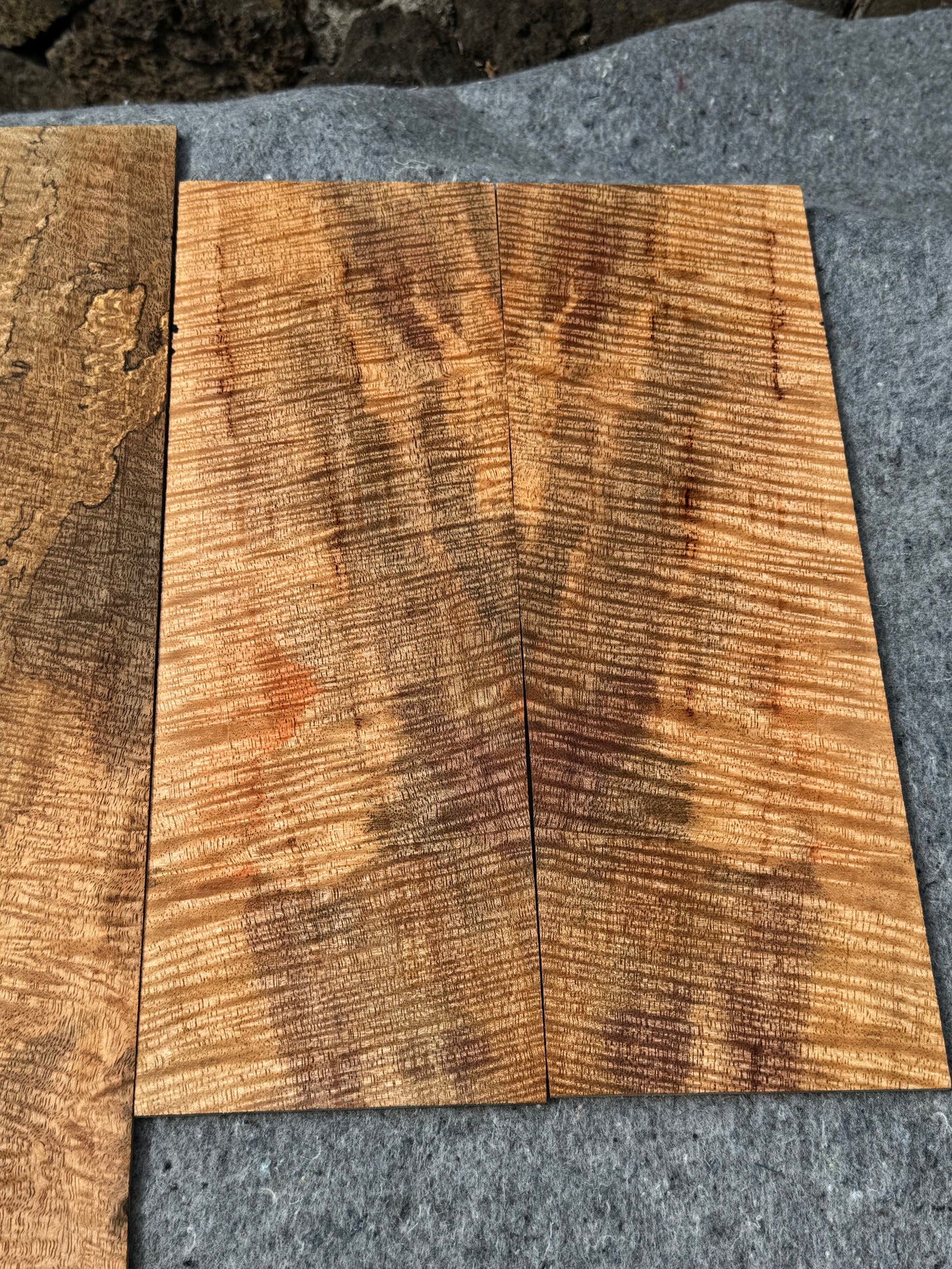 “The Nocturne” Curly 6 piece Mango Tenor Ukulele set