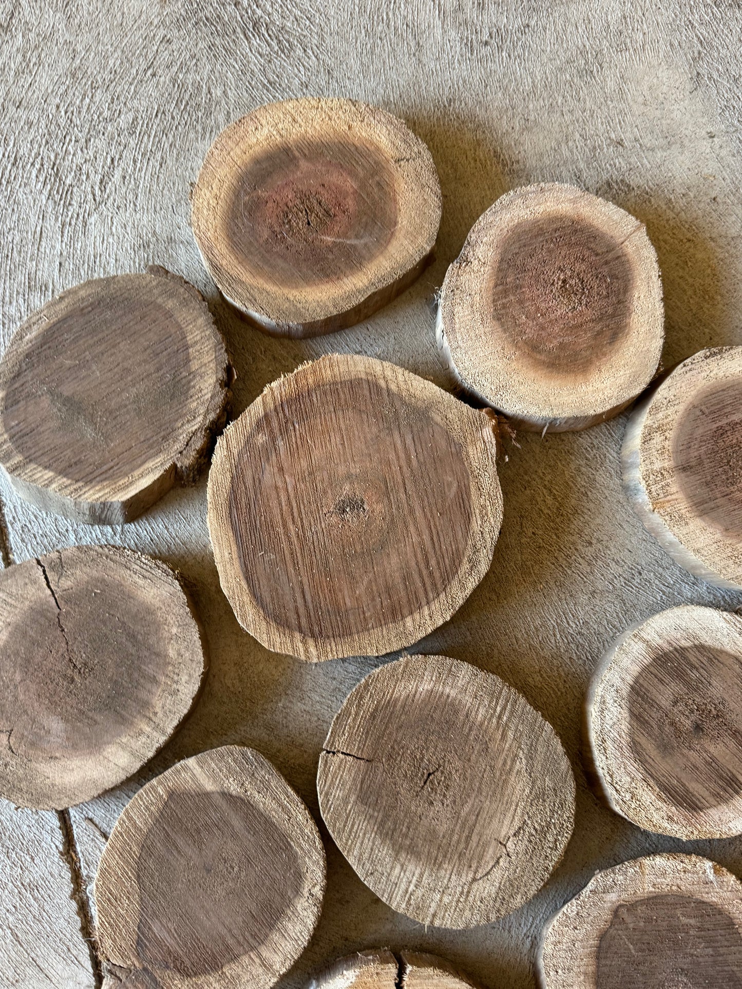 Rustic Milo Rounds 5”x4”x1”
