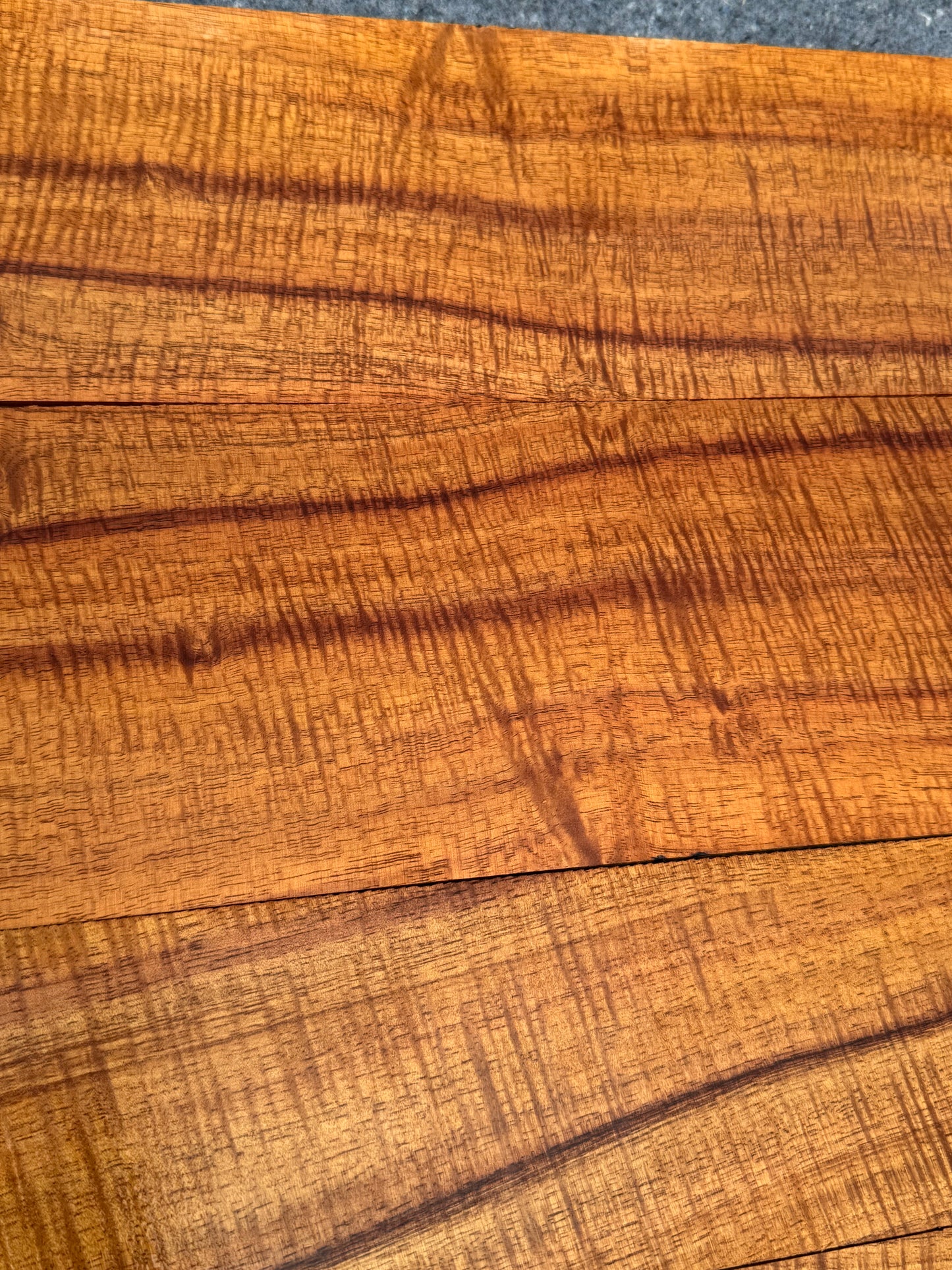 “The Meadow” Premium Curly Koa 6 piece Tenor Ukulele