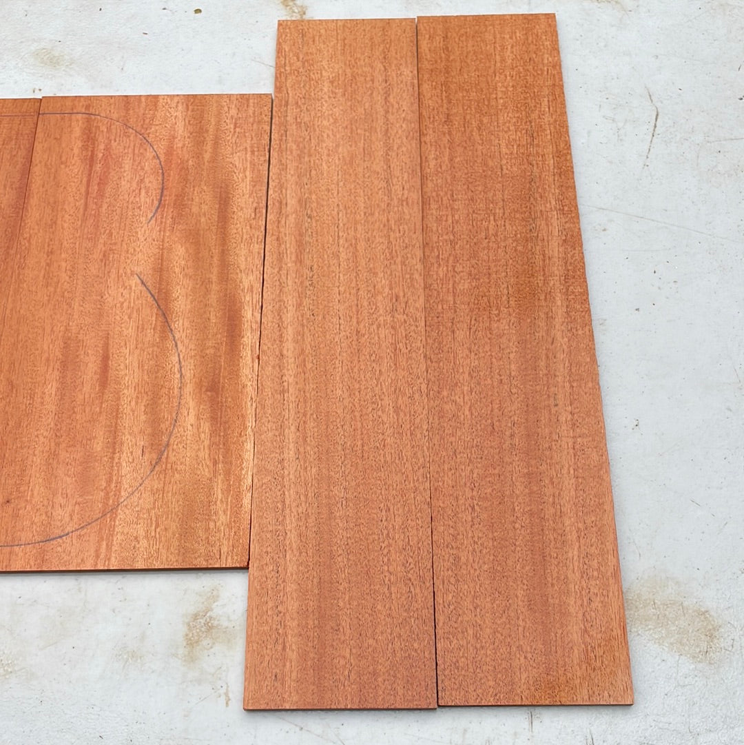 Hawaiian grown True Mahogany Soprano Ukulele 4 piece set