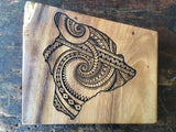 Monkeypod Big Island - engraved art piece
