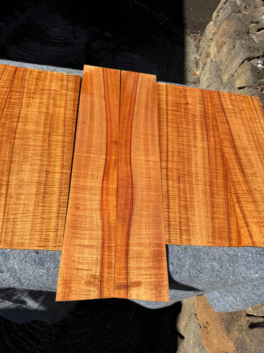 “The Belladonna” Premium Curly Koa 6 piece Tenor Ukulele