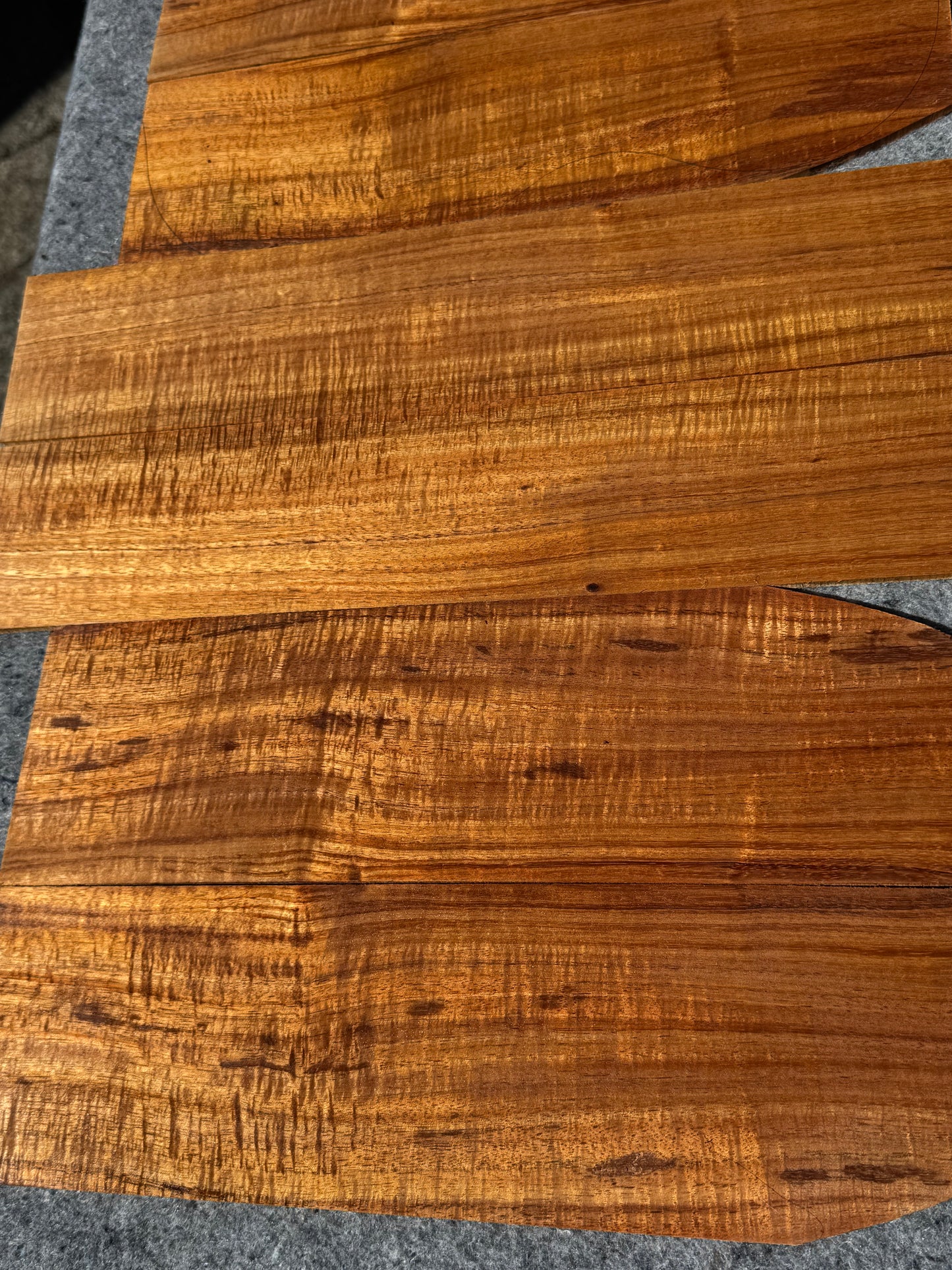 “The Etude” 6 piece 4A curly koa concert ukulele set