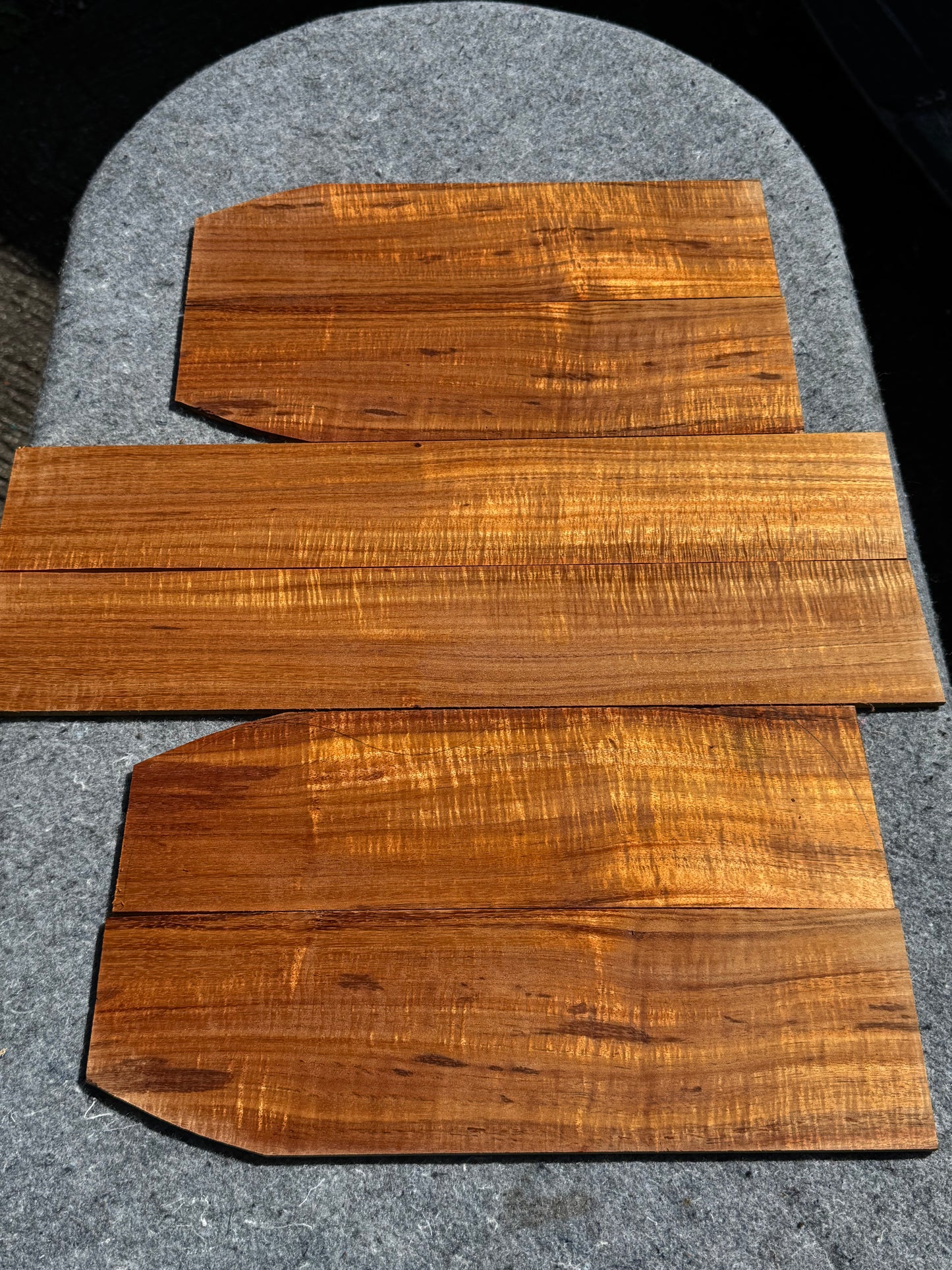 “The Etude” 6 piece 4A curly koa concert ukulele set