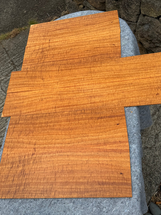 “The Ritchie” 4A Curly Koa Baritone Ukulele 6pc set
