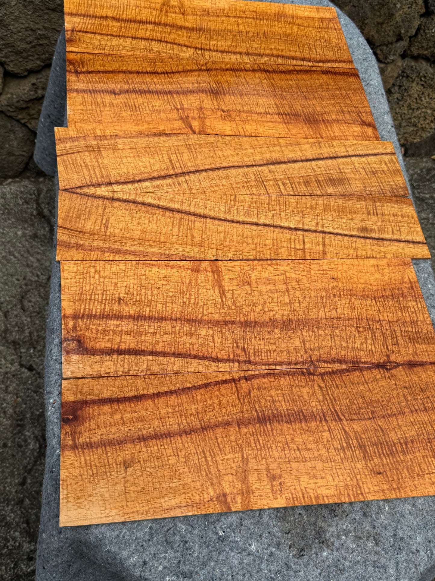 “The Meadow” Premium Curly Koa 6 piece Tenor Ukulele