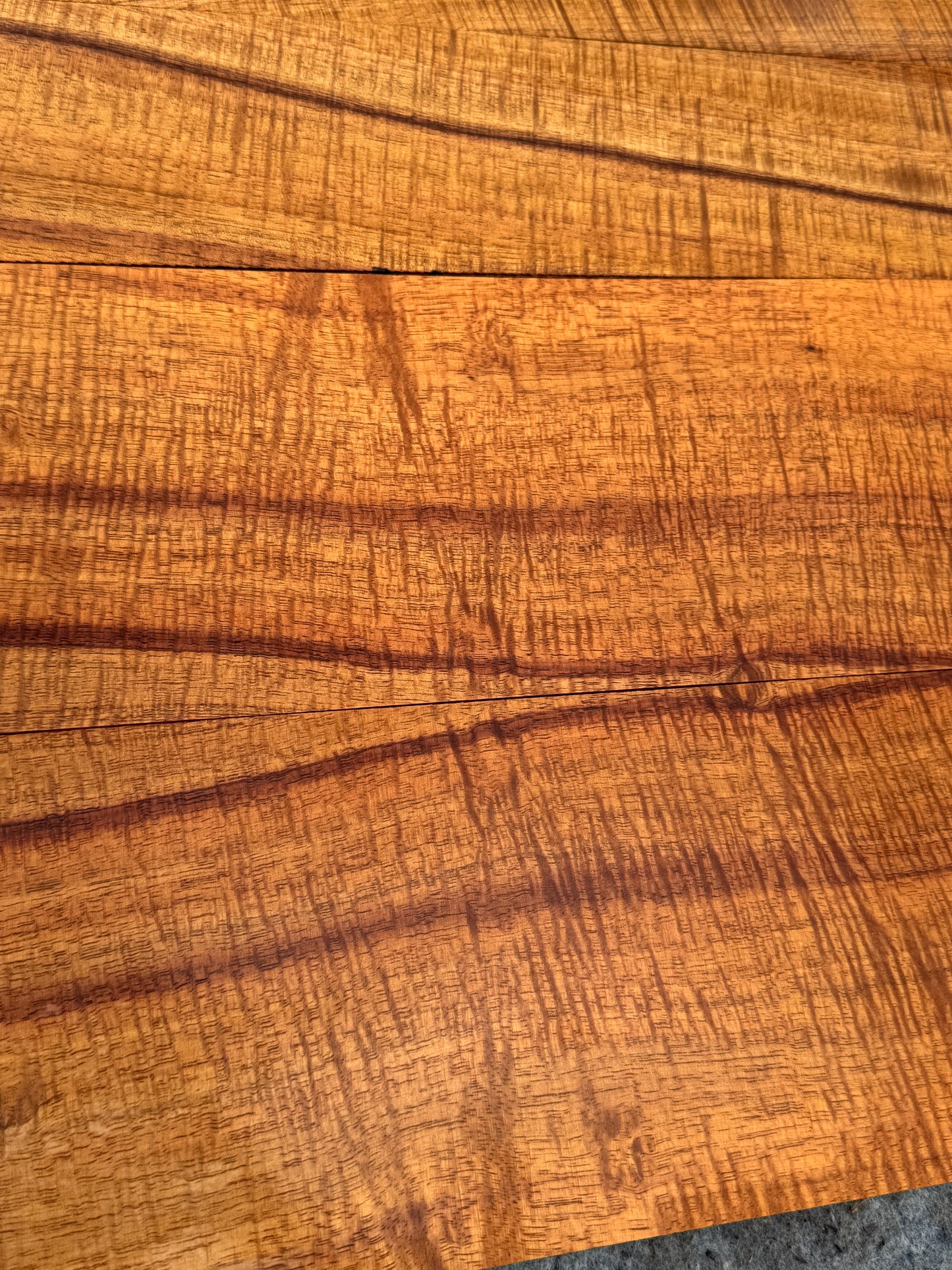 “The Meadow” Premium Curly Koa 6 piece Tenor Ukulele