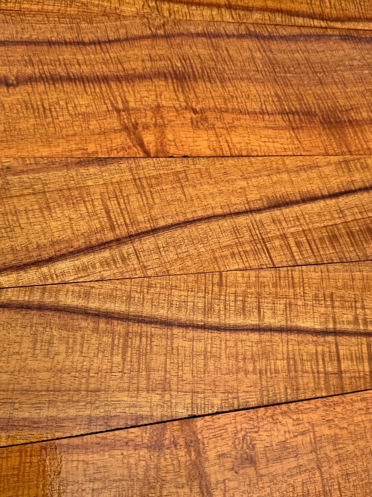 “The Meadow” Premium Curly Koa 6 piece Tenor Ukulele