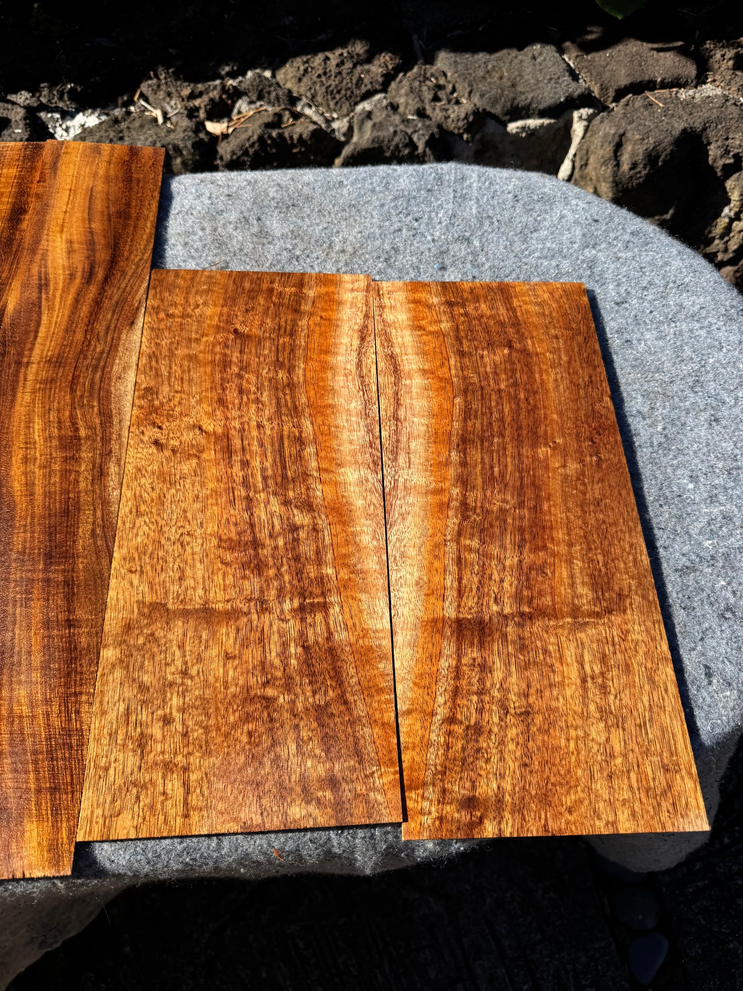 “The Charmaine” Premium Curly Koa 6 piece Concert Ukulele
